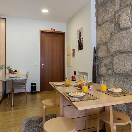 דירה Host Wise - Urban Stylish Flat - Ace Location *