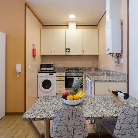 Host Wise - Urban Stylish Flat - Ace Location