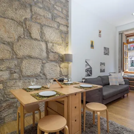 Host Wise - Urban Stylish Flat - Ace Location Порту
