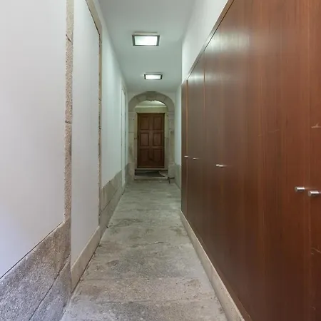 Host Wise - Urban Stylish Flat - Ace Location Apartament Porto