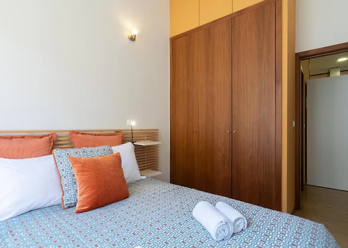 Host Wise - Urban Stylish Flat - Ace Location *