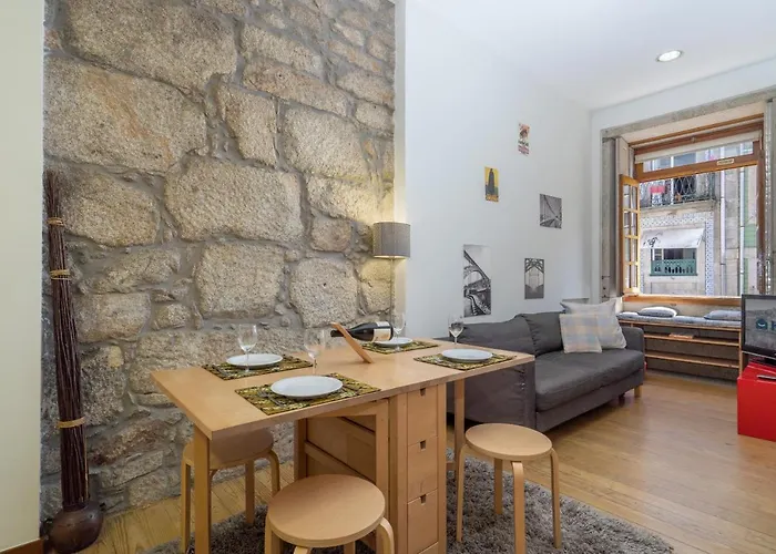 Host Wise - Urban Stylish Flat - Ace Location Oporto