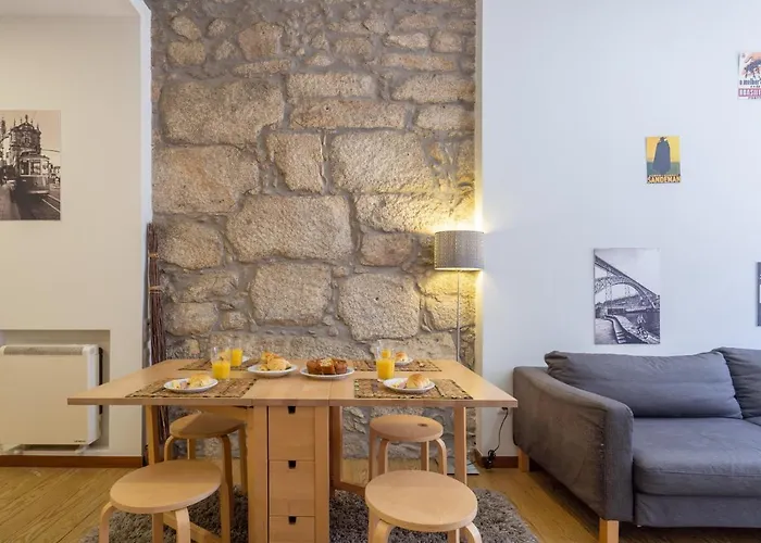 Host Wise - Urban Stylish Flat - Ace Location