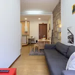 Host Wise - Urban Stylish Flat - Ace Location